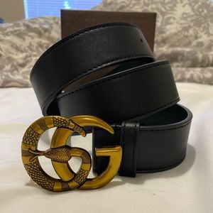GG snake belt gold NWOT 28-30